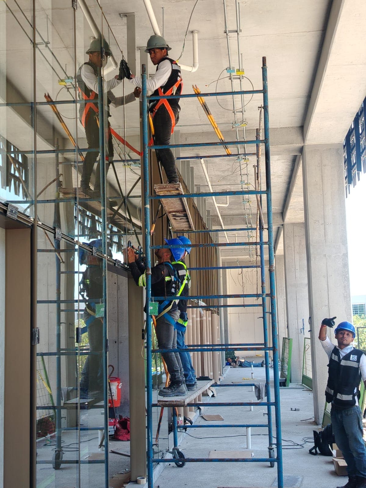 Professional window installation 1