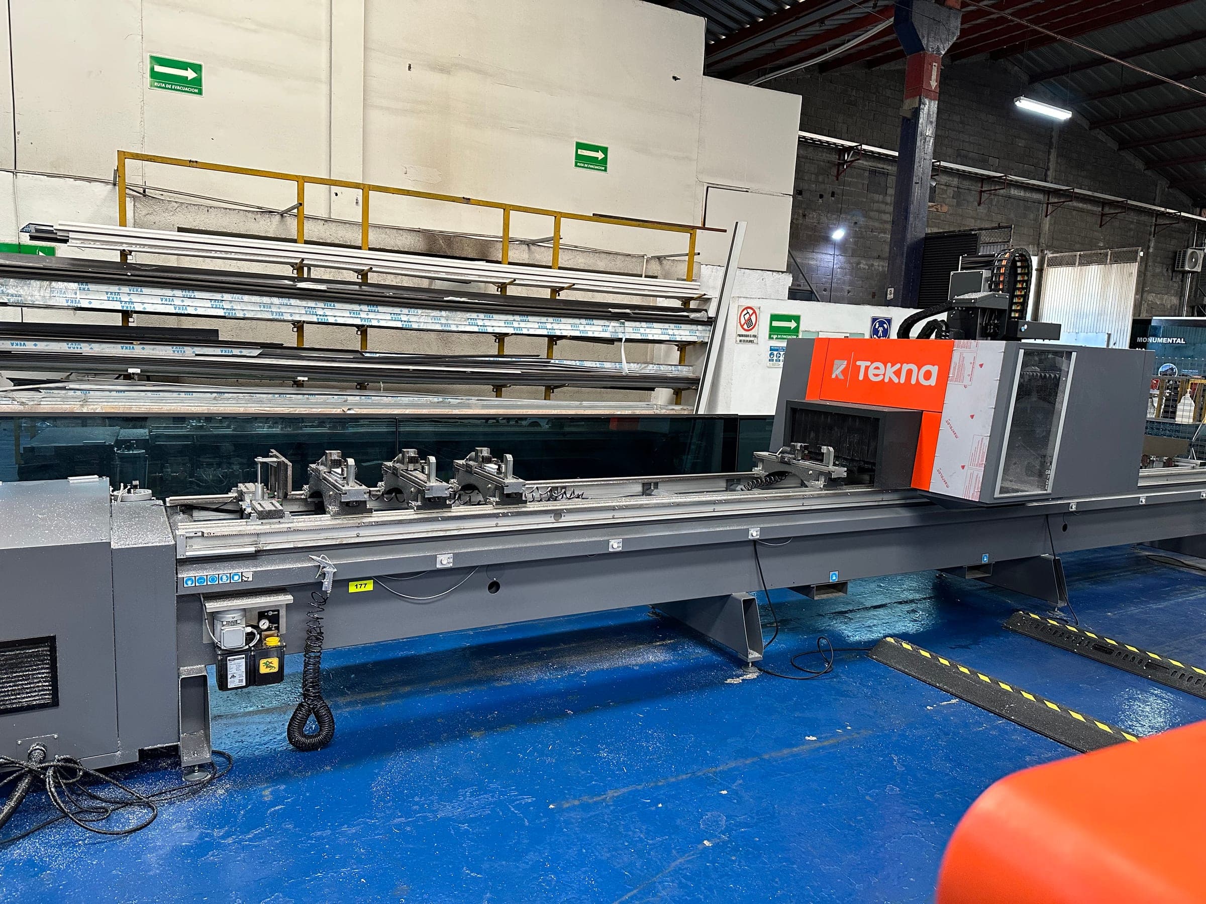 Centro de maquinado CNC
